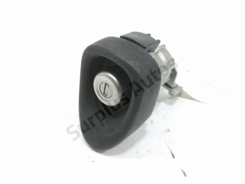 Commutateur TOYOTA YARIS (_P9_) 1.0 VVT-i (KSP90_, KSP90R) (69 hp) 31001316