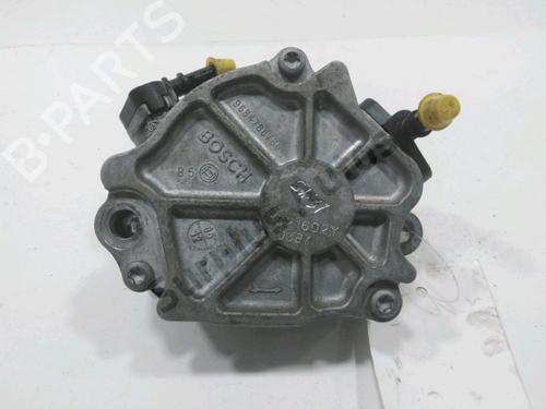 vacuum-pump-peugeot-206-2l_-2m_-2009-2010-2011-2012-2013-36593139 main image