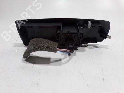 Right front window switch RENAULT MEGANE III Hatchback (BZ0/1_, B3_) 1.5 dCi (BZ09, BZ0D, BZ1W, BZ29, BZ14) | BP28238347I26 
