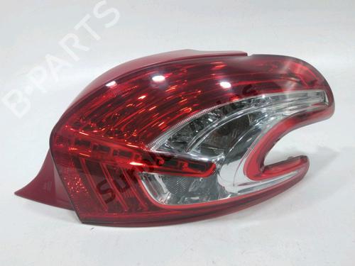 Used Right taillight Right taillight 37484132 37484132