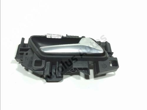 Used Front right interior door handle Front right interior door handle PEUGEOT 308 II (LB_, LP_, LW_, LH_, L3_) 1.6 HDi (92 hp) 33421213 33421213