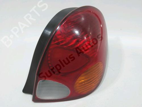 Højre baglygte TOYOTA COROLLA Liftback (_E11_) 1.4 (ZZE111_, ZZE111R) (97 hp) 31006361