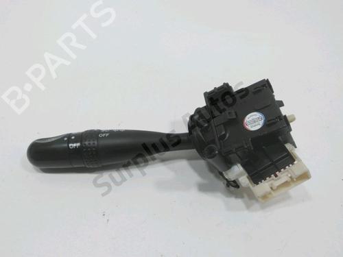 Forlygtekontakt TOYOTA RAV 4 II (_A2_) 2.0 D 4WD (CLA20_, CLA21_, CLA20R, CLA21R) (116 hp) 32279678