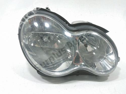 Used Right headlight Right headlight MERCEDES-BENZ C-CLASS (W203) C 220 CDI (203.008) (150 hp) 39707172 39707172