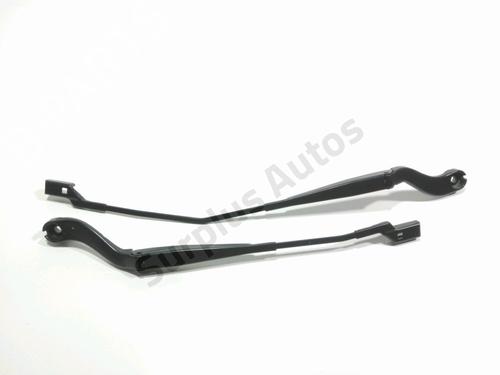 Used Front windshield wiper arm FORD ECOSPORT 1.0 EcoBoost (125 hp) 29580727