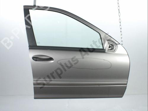 Used Right front door MERCEDES-BENZ C-CLASS (W203) C 200 CDI (203.004) (116 hp) 31694200