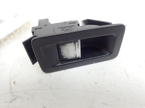 Used Right front window switch Right front window switch 37772715 37772715