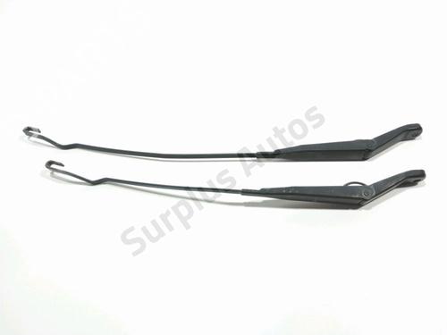 Used Front windshield wiper arm LANCIA YPSILON (843_) 1.3 D Multijet (843.AXF11, 843.AXF1A, 843.AXM11,... (75 hp) 28272077