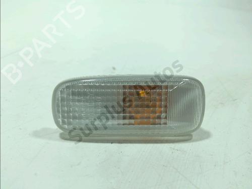 Used Right side indicator Right side indicator 39577686 39577686