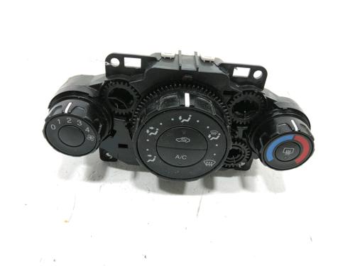 Used Climate control FORD FIESTA VI (CB1, CCN) 1.25 (60 hp) 30988499