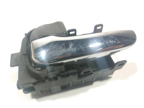 Used Front left interior door handle NISSAN X-TRAIL I (T30) 2.2 dCi 4x4 (136 hp) 28243041