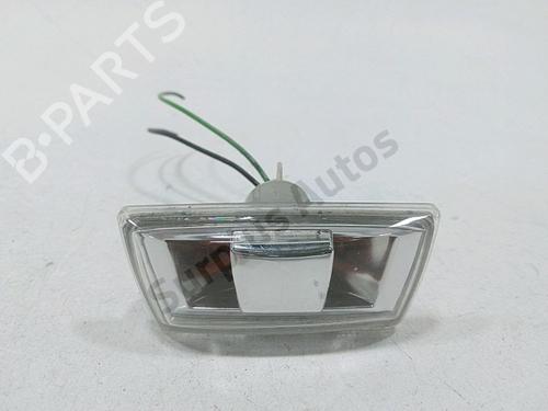 Used Right side indicator Right side indicator 39260734 39260734