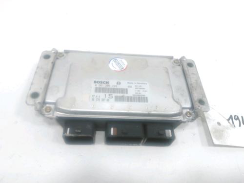 Used Engine control unit (ECU) CITROËN SAXO (S0, S1) 1.1 X, SX (60 hp) 30984425