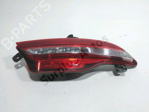 Tåkelys/Varsellys RENAULT KADJAR (HA_, HL_) 1.7 Blue dCi 150 (HLA7) (150 hp) 32041008