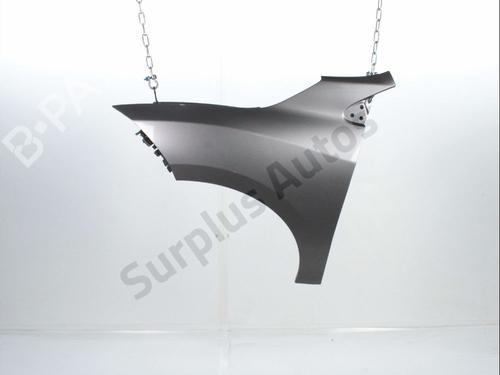 Used Left front fenders Left front fenders RENAULT MEGANE III Hatchback (BZ0/1_, B3_) 1.9 dCi (BZ0N, BZ0J) (131 hp) 33903918 33903918