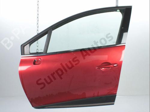 Dør venstre fortil RENAULT CLIO IV (BH_) 0.9 TCe 90 (BHNF, BHMA, BHMH, BHJK, BHJR) (90 hp) 31986755
