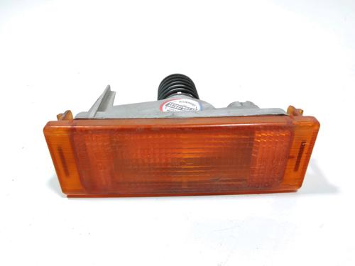 Used Left front indicator RENAULT RAPID Box Body/MPV (F40_, G40_) [1985-2001]  28265408