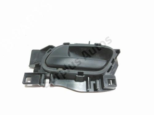 Used Front left interior door handle PEUGEOT PARTNER Box Body/MPV 1.6 HDi 16V (90 hp) 29858260