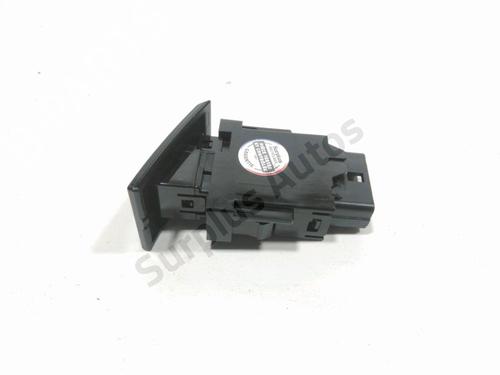 Warning switch TOYOTA COROLLA Hatchback (_E21_, _EA1_, _EH1_) 1.8 Hybrid (ZWE211, ZWE219) | BP38283679I22 - Image 2