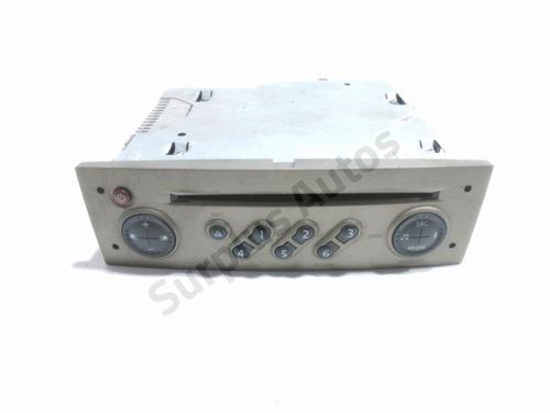 Used Radio Radio RENAULT CLIO III (BR0/1, CR0/1) 1.4 16V (98 hp) 34115637 34115637