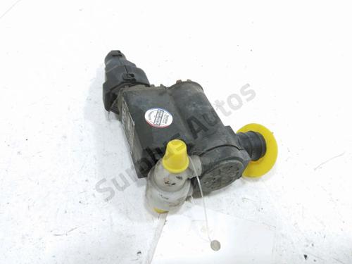Used Washer pump HYUNDAI TUCSON (JM) 2.0 CRDi All-wheel Drive (140 hp) 31008622