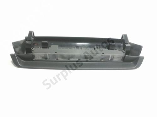 Terzo stop NISSAN NOTE (E12) 1.2 DIG-S (98 hp) 32077987