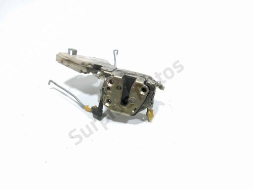 Serrure avant droite NISSAN MICRA II (K11) 1.0 i 16V (K11) (60 hp) 29172810