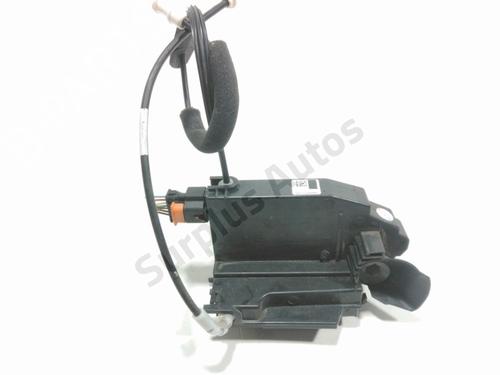 Used Front left lock Front left lock PEUGEOT 308 II (LB_, LP_, LW_, LH_, L3_) 1.6 PureTech 225 (225 hp) 32040800 32040800