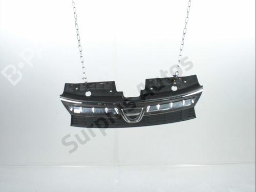 Calandre DACIA DUSTER (HS_) 1.5 dCi 4x4 (HSMC, HSMD) (110 hp) 31664088