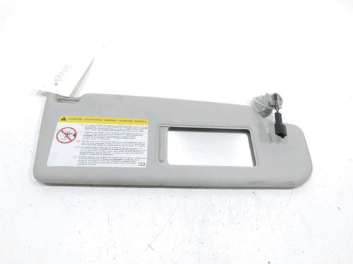 Used Right sun visor Right sun visor 37784678 37784678