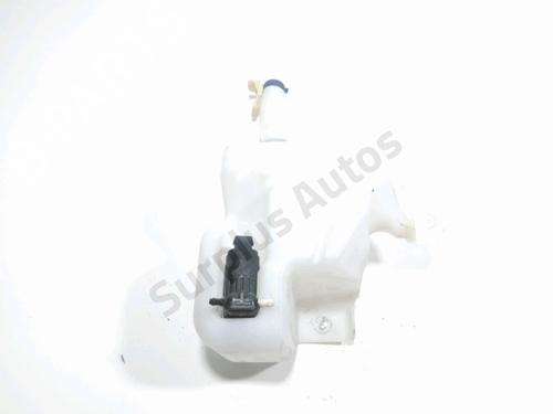 Used Windscreen washer tank FIAT 500L (351_, 352_) 1.3 D Multijet (199LXY1A, 199LXY11) (84 hp) 28274167