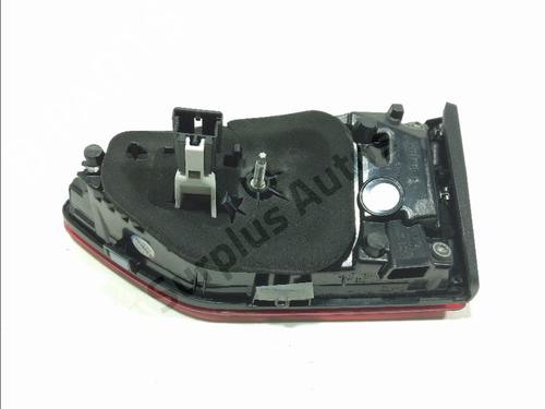 Left tailgate light VW POLO VI (AW1, BZ1, AE1) 1.0 TSI | BP32976234C79 - Image 2