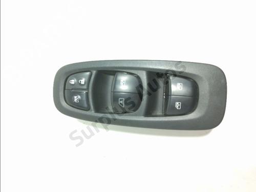 Used Left front window switch RENAULT KADJAR (HA_, HL_) 1.2 TCe 130 (HLMR) (130 hp) 32279879