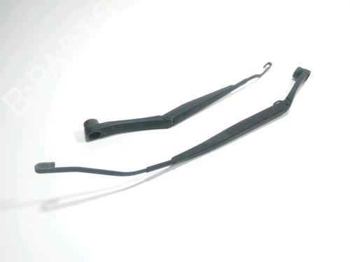 Used Front windshield wiper arm HYUNDAI i10 I (PA) 1.2 (86 hp) 28271764