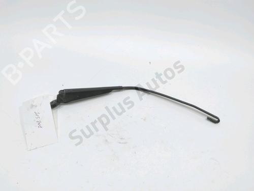 Used Rear windshield wiper arm OPEL CORSA B (S93) 1.4 i (F08, F68, M68) (60 hp) 31007371