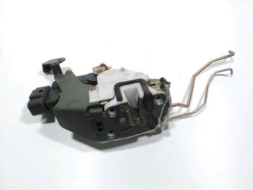 Used Front right lock Front right lock SUZUKI IGNIS II (MH) 1.3 DDiS (RM413D) (70 hp) 37777171 37777171