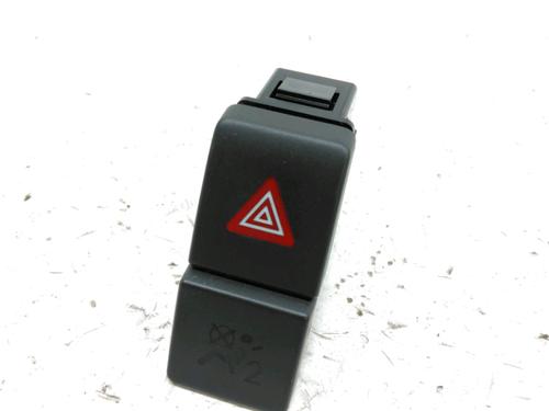 Used Warning switch SUZUKI SPLASH (EX) 1.3 CDTI (A5B413D) (75 hp) 30989870