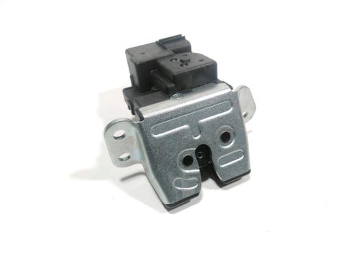 Used Tailgate lock HYUNDAI i20 I (PB, PBT) 1.1 CRDi (75 hp) 28260596