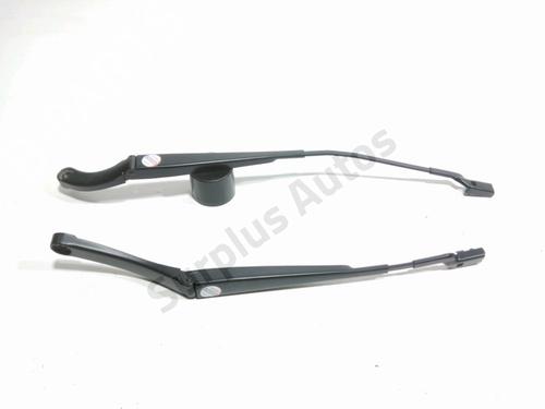 Used Front windshield wiper arm Front windshield wiper arm VW T-ROC (A11, D11) 2.0 TDI (150 hp) 34416859 34416859
