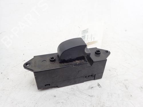 Used Right front window switch MITSUBISHI COLT VI (Z3_A, Z2_A) 1.5 DI-D (Z39A) (95 hp) 30994117