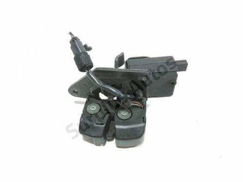 Used Tailgate lock ALFA ROMEO 147 (937_) 1.9 JTD (937.AXD1A, 937.BXD1A, 937.AXV1A, 937.BXB1A,... (115 hp) 30087095