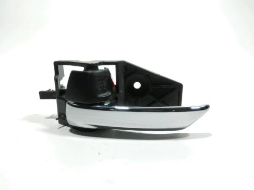 Used Front left interior door handle Front left interior door handle SUZUKI SWIFT V (AZ) 1.2 Hybrid (Mild Hybrid) (A2L412) (83 hp) 37775230 37775230