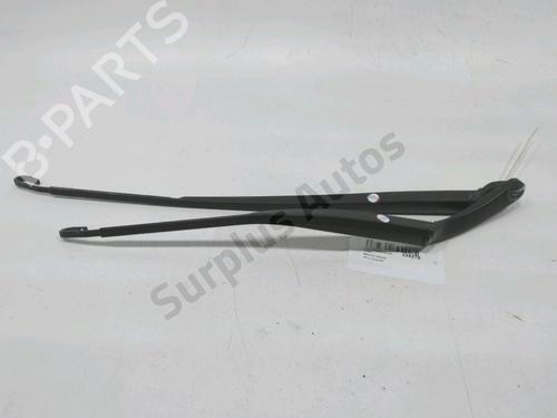front-windshield-wiper-arm-renault-laguna-ii-bg01_-2001-2002-2003-2004-2005-2006-2007-31007941 main image