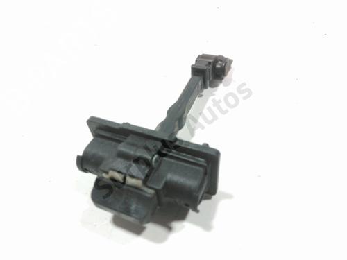 Used Hinge/Door check strap PEUGEOT 3008 II SUV (MC_, MR_, MJ_, M4_) 1.5 BlueHDi 130 (131 hp) 32040811