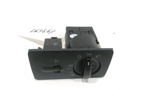 Used Headlight switch Headlight switch SKODA FABIA I (6Y2) 1.2 (54 hp) 37768462 37768462