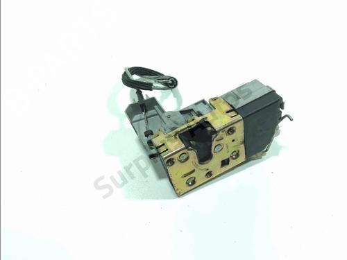 Used Front right lock PEUGEOT 307 (3A/C) 1.6 HDi (90 hp) 31123286