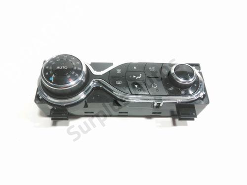 Used Climate control DACIA SANDERO II 1.5 dCi 75 / Blue dCi 75 (B8JW, B8M4, B8AH, B8M7, B8M6) (75 hp) 28447784