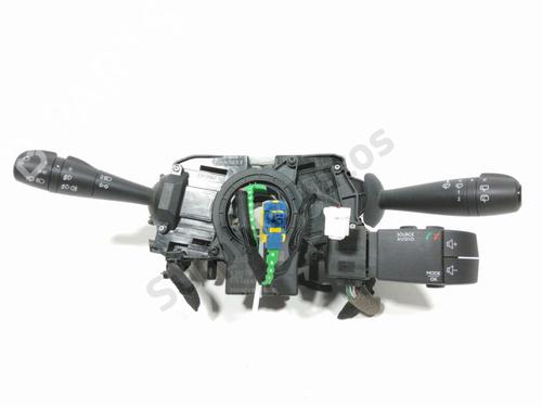Used Steering wheel controls Steering wheel controls DACIA SANDERO II 1.0 SCe 75 (B8JC, B8JD, B8NC) (73 hp) 32334451 32334451