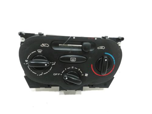 Used Climate control PEUGEOT 206 Hatchback (2A/C) 1.6 i (89 hp) 30988544