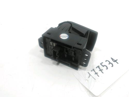 Switch RENAULT KOLEOS I (HY_) 2.0 dCi (HY0K) | BP37766020I30 - Image 2